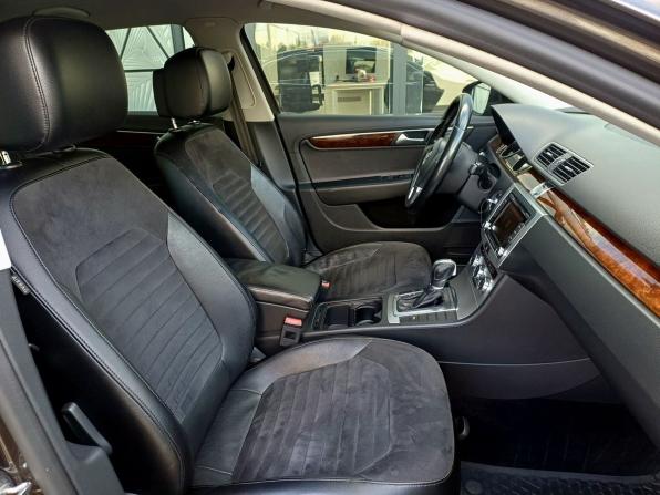 Volkswagen Passat B7 с пробегом 2014 года, цена 849 000 рублей, 337966 км, седан, Автокод Объявления
