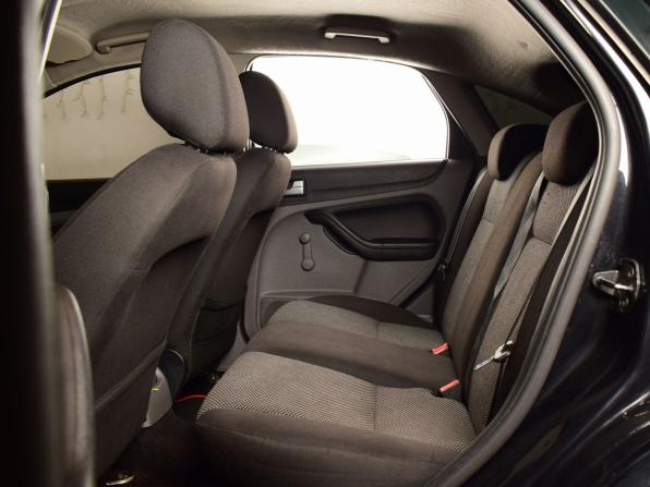 Ford Focus II Рестайлинг с пробегом 2010 года, цена 459 995 рублей, 270314 км, хэтчбек, Автокод Объявления