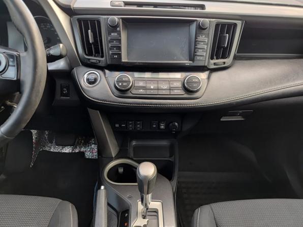 Toyota RAV4 IV (XA40) Рестайлинг с пробегом 2018 года, цена 2 190 000 рублей, 179463 км, внедорожник, Автокод Объявления