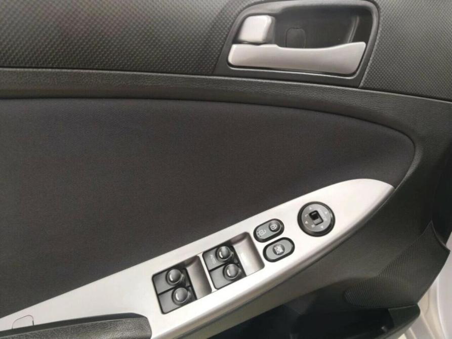 Hyundai Solaris I Рестайлинг Набережные Челны  - изображение 6