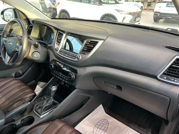 Hyundai Tucson III с пробегом 2016 года, цена 1 695 000 рублей, 145372 км, внедорожник, Автокод Объявления