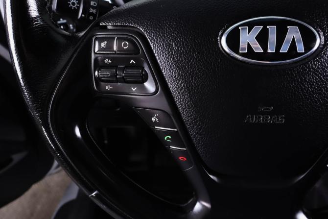 Kia Ceed II Рестайлинг с пробегом 2018 года, цена 1 569 000 рублей, 106393 км, универсал, Автокод Объявления