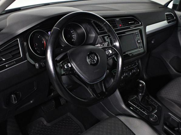 Volkswagen Tiguan II с пробегом 2018 года, цена 2 457 000 рублей, 168205 км, внедорожник, Автокод Объявления