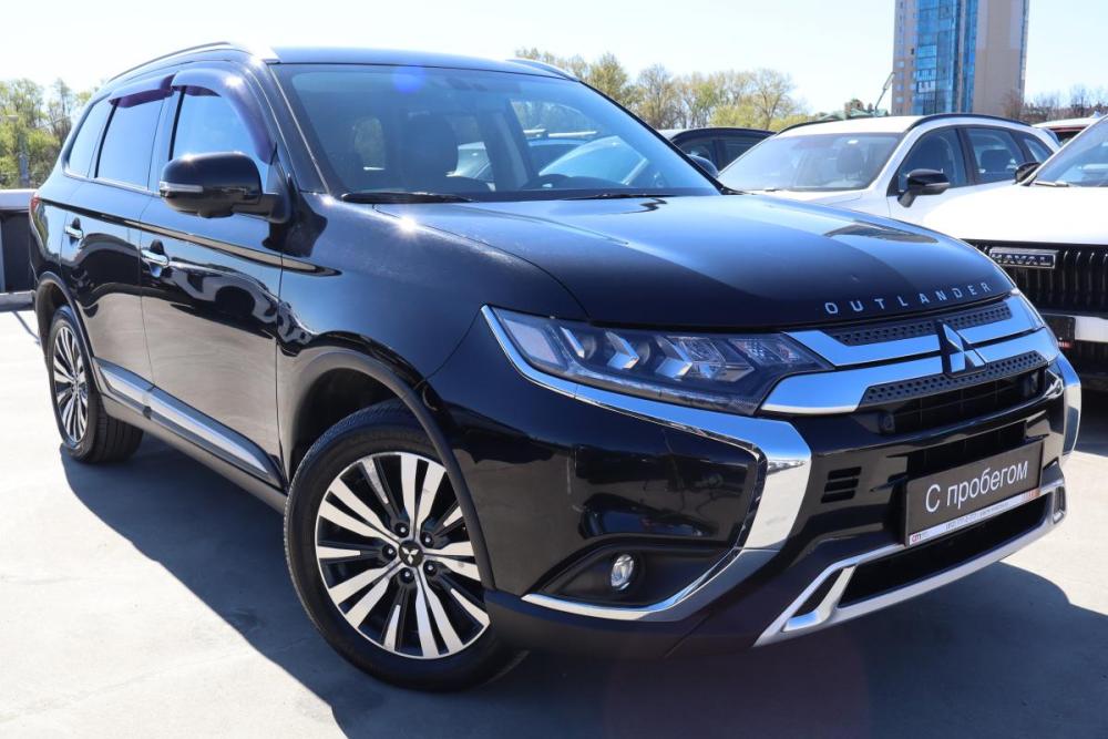 Mitsubishi Outlander III Рестайлинг 3 Санкт-Петербург  - изображение 1