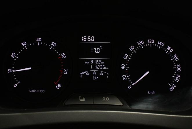 Skoda Rapid I с пробегом 2015 года, цена 925 000 рублей, 114235 км, лифтбек, Автокод Объявления