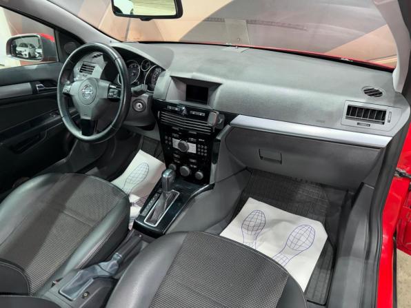 Opel Astra H Рестайлинг с пробегом 2008 года, цена 600 000 рублей, 250851 км, хэтчбек, Автокод Объявления