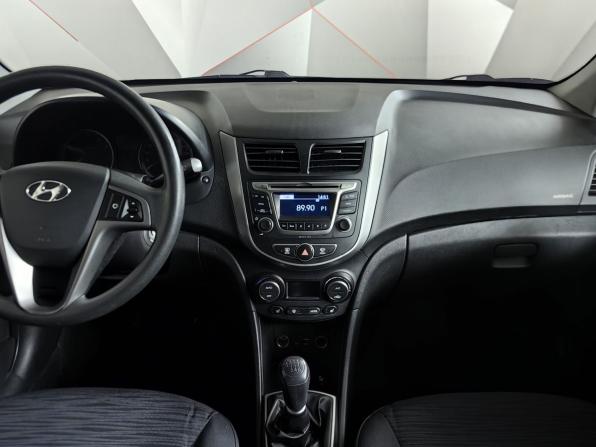 Hyundai Solaris I Рестайлинг с пробегом 2016 года, цена 733 000 рублей, 285421 км, седан, Автокод Объявления