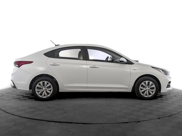 Hyundai Solaris II с пробегом 2020 года, цена 1 225 000 рублей, 142535 км, седан, Автокод Объявления