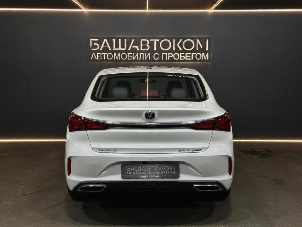 Changan Eado Plus с пробегом 2024 года, цена 1 800 000 рублей, 8181 км, седан, Автокод Объявления