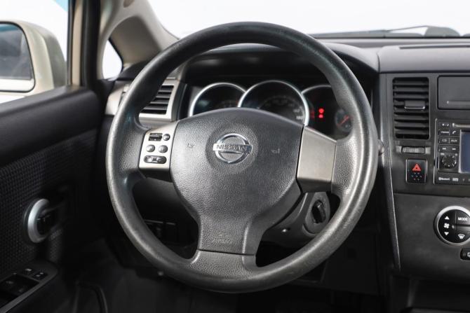 Nissan Tiida I с пробегом 2010 года, цена 699 000 рублей, 166000 км, хэтчбек, Автокод Объявления