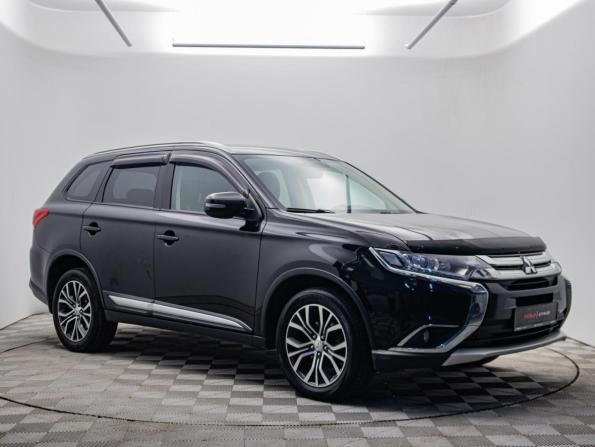 Mitsubishi Outlander III Рестайлинг 2 с пробегом 2018 года, цена 2 195 000 рублей, 135084 км, внедорожник, Автокод Объявления