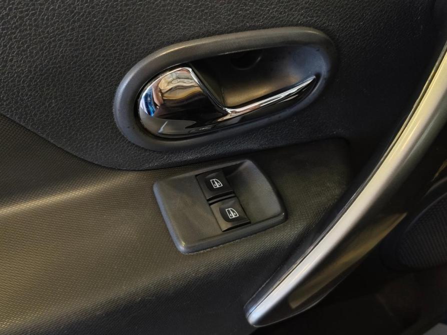 Renault Logan II Санкт-Петербург  - изображение 6