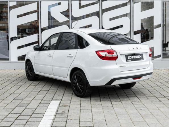 Lada (ВАЗ) Granta I Рестайлинг с пробегом 2024 года, цена 865 000 рублей, 40623 км, лифтбек, Автокод Объявления