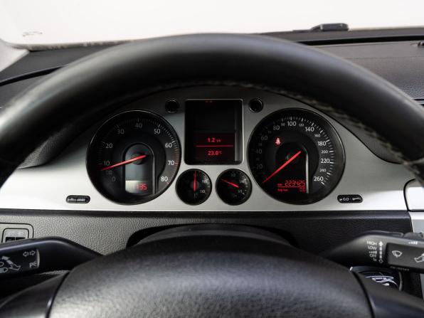 Volkswagen Passat B6 с пробегом 2008 года, цена 750 000 рублей, 223425 км, седан, Автокод Объявления