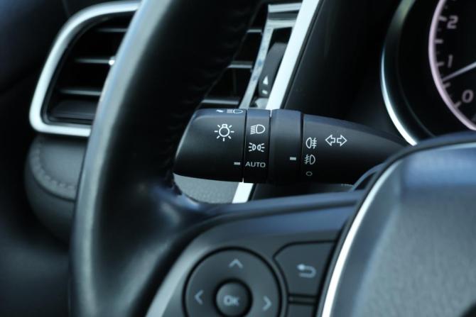 Toyota Camry VIII (XV70) Рестайлинг с пробегом 2021 года, цена 3 400 000 рублей, 106612 км, седан, Автокод Объявления