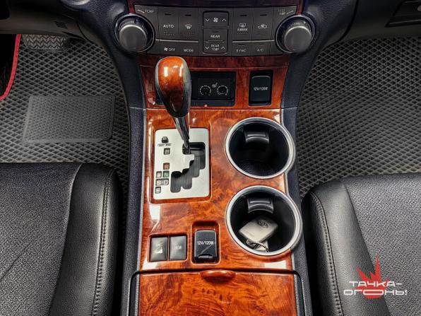 Toyota Highlander II (XU40) Рестайлинг с пробегом 2012 года, цена 2 048 000 рублей, 195000 км, внедорожник, Автокод Объявления