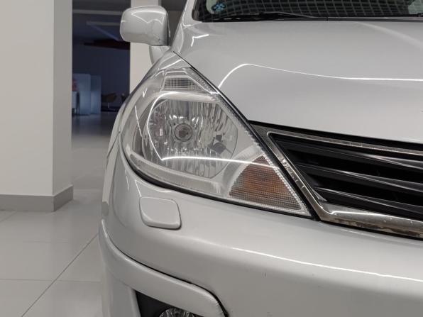 Nissan Tiida I Рестайлинг с пробегом 2010 года, цена 674 000 рублей, 218304 км, хэтчбек, Автокод Объявления