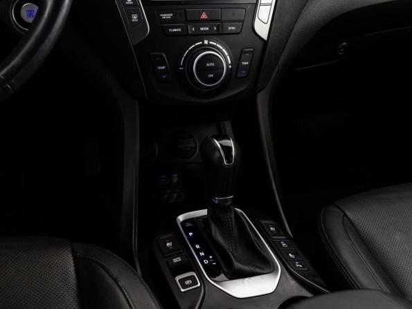 Hyundai Santa Fe III Рестайлинг с пробегом 2018 года, цена 2 825 000 рублей, 59442 км, внедорожник, Автокод Объявления