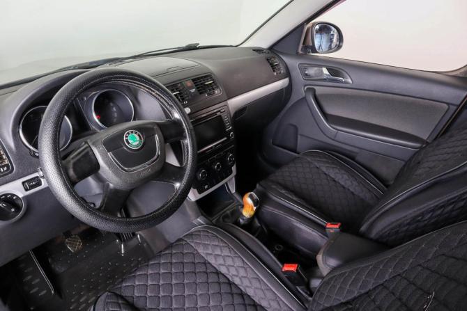 Skoda Yeti I с пробегом 2012 года, цена 699 000 рублей, 200000 км, внедорожник, Автокод Объявления