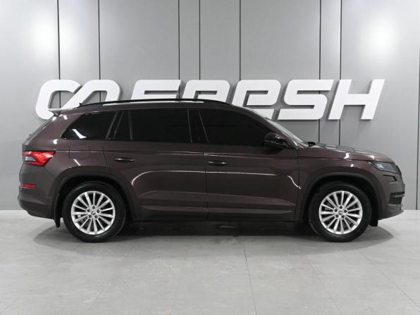 Skoda Kodiaq I с пробегом 2019 года, цена 2 199 000 рублей, 205000 км, внедорожник, Автокод Объявления