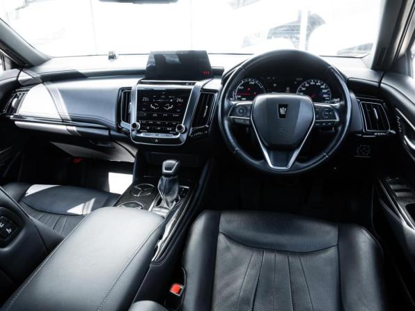 Toyota Crown XV (S220) с пробегом 2019 года, цена 3 190 000 рублей, 119999 км, седан, Автокод Объявления