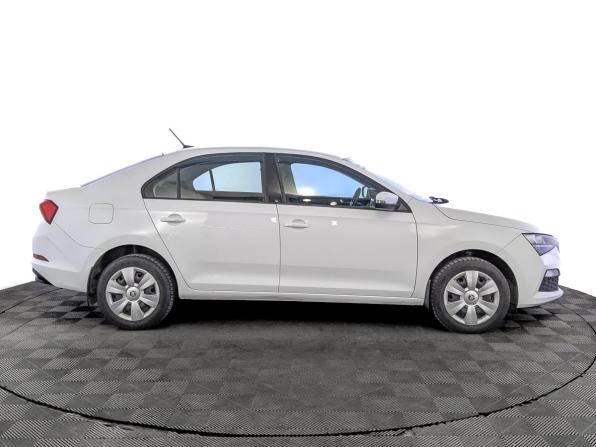 Skoda Rapid II с пробегом 2021 года, цена 1 335 000 рублей, 143545 км, лифтбек, Автокод Объявления