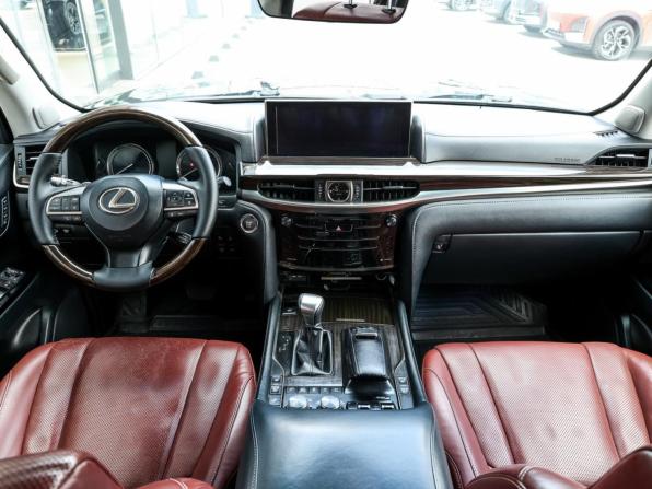 Lexus LX III Рестайлинг 2 с пробегом 2016 года, цена 5 398 000 рублей, 213670 км, внедорожник, Автокод Объявления