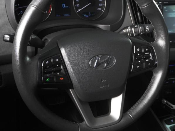 Hyundai Creta I Рестайлинг с пробегом 2021 года, цена 2 215 000 рублей, 60889 км, внедорожник, Автокод Объявления