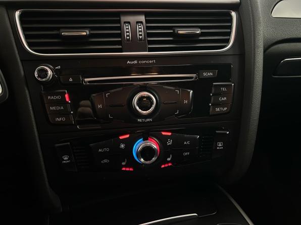 Audi A4 IV (B8) Рестайлинг с пробегом 2014 года, цена 1 175 000 рублей, 157825 км, седан, Автокод Объявления
