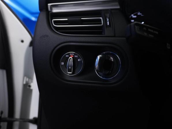 Porsche Macan I Рестайлинг 2 с пробегом 2021 года, цена 7 290 700 рублей, 47421 км, внедорожник, Автокод Объявления