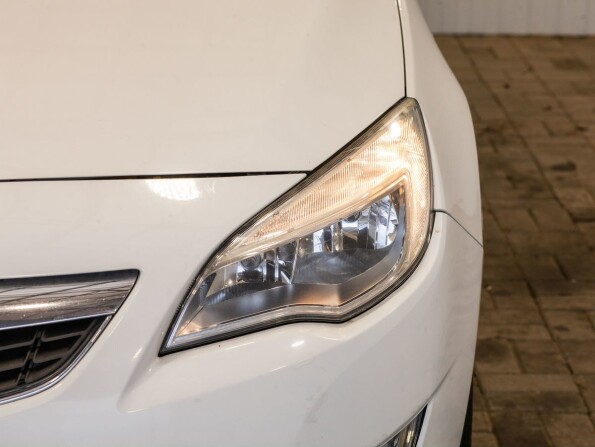 Opel Astra J Рестайлинг с пробегом 2012 года, цена 640 000 рублей, 104293 км, хэтчбек, Автокод Объявления