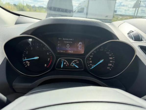 Ford Kuga II Рестайлинг с пробегом 2016 года, цена 1 597 000 рублей, 141000 км, внедорожник, Автокод Объявления