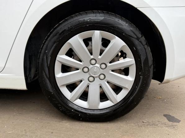 Chevrolet Cruze I Рестайлинг с пробегом 2014 года, цена 850 000 рублей, 140121 км, хэтчбек, Автокод Объявления