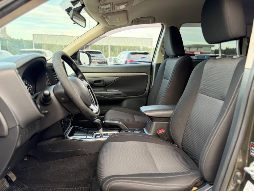 Mitsubishi Outlander III Рестайлинг 3 Санкт-Петербург  - изображение 19
