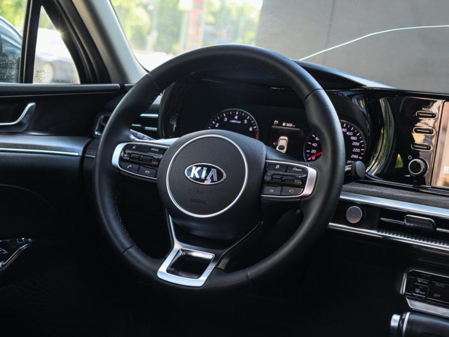 Kia K5 III Москва  - изображение 13