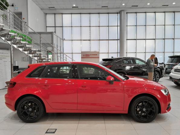 Audi A3 III (8V) с пробегом 2013 года, цена 1 350 000 рублей, 104906 км, хэтчбек, Автокод Объявления