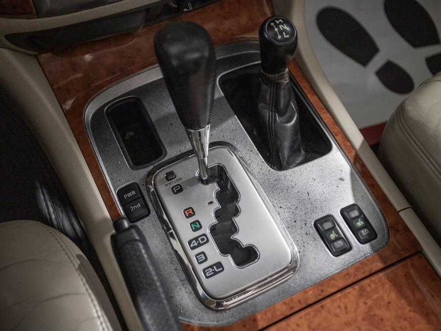 Toyota Land Cruiser 100 Series Рестайлинг 1 Иркутск  - изображение 15