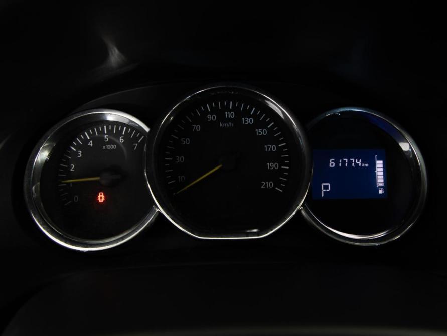 Renault Logan II Санкт-Петербург  - изображение 13