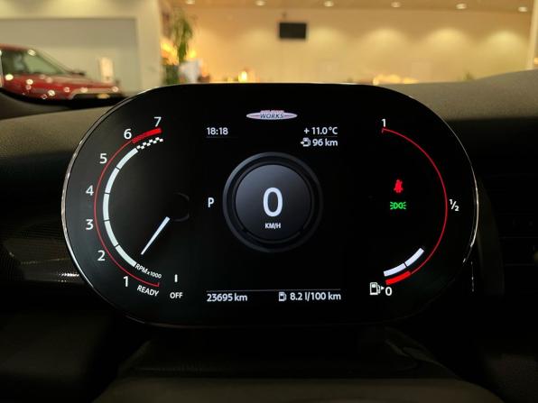 Mini Hatch III (F55/F56) Рестайлинг с пробегом 2021 года, цена 3 878 000 рублей, 23666 км, хэтчбек, Автокод Объявления