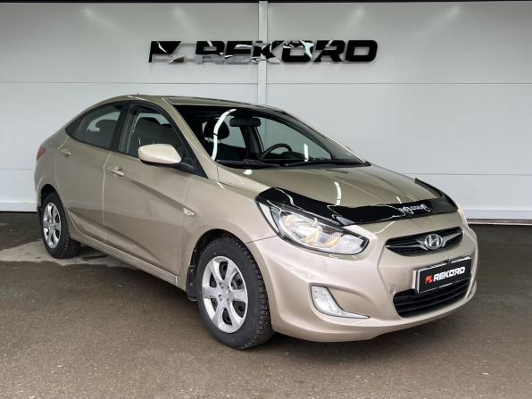 Hyundai Solaris I с пробегом 2013 года, цена 820 000 рублей, 150926 км, седан, Автокод Объявления