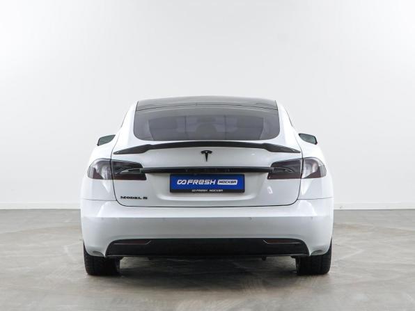 Tesla Model S I Рестайлинг с пробегом 2017 года, цена 2 951 444 рубля, 62860 км, лифтбек, Автокод Объявления