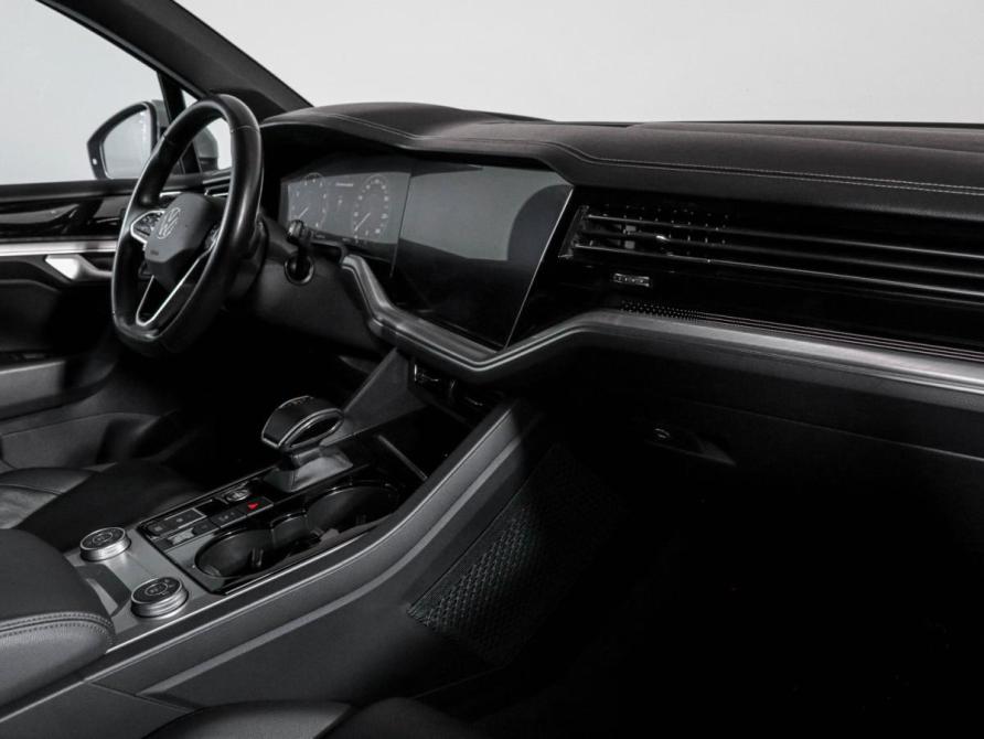 Volkswagen Touareg III Москва  - изображение 10
