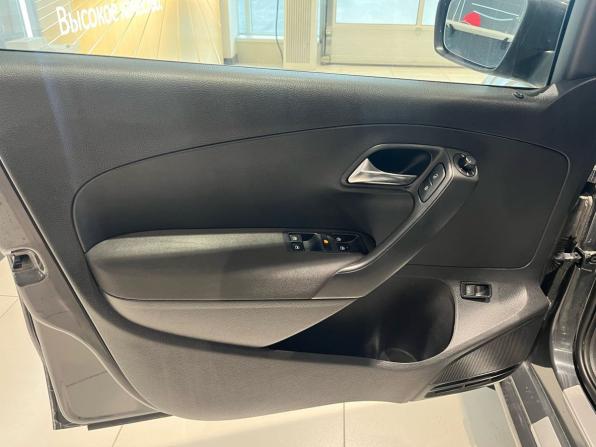 Volkswagen Polo V с пробегом 2012 года, цена 615 000 рублей, 192000 км, седан, Автокод Объявления