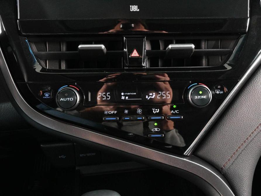 Toyota Camry VIII (XV70) Рестайлинг Ростов-на-Дону  - изображение 15