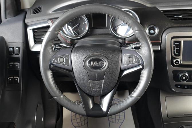 JAC T6 с пробегом 2022 года, цена 1 349 000 рублей, 130000 км, offers.body_type.unknown, Автокод Объявления