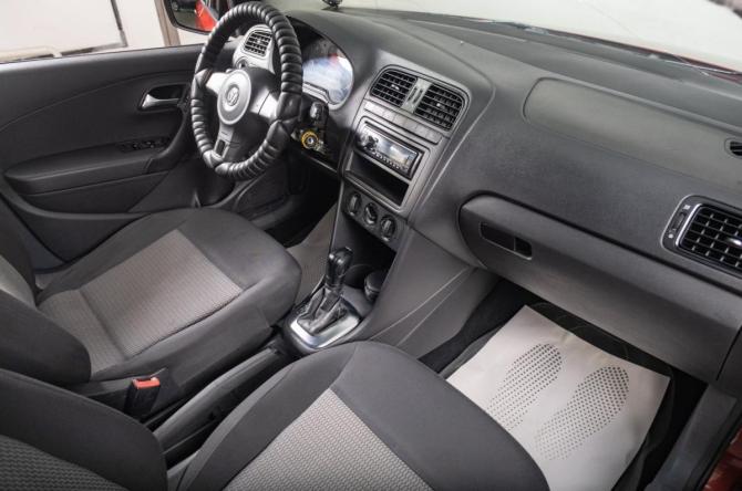 Volkswagen Polo V с пробегом 2011 года, цена 749 000 рублей, 327000 км, седан, Автокод Объявления