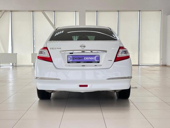 Nissan Teana II Рестайлинг с пробегом 2012 года, цена 1 050 000 рублей, 213713 км, седан, Автокод Объявления