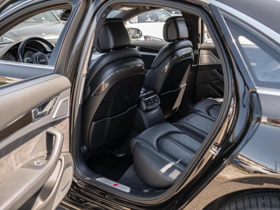 Audi S8 III (D4) Сочи  - изображение 13