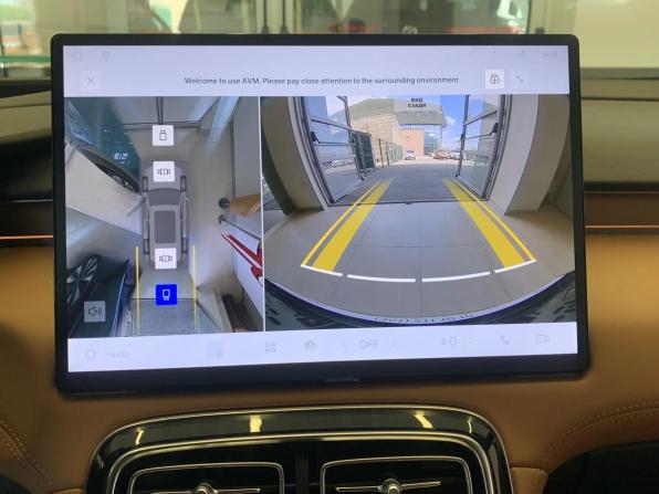 Geely Atlas II с пробегом 2025 года, цена 2 600 000 рублей, 25568 км, внедорожник, Автокод Объявления