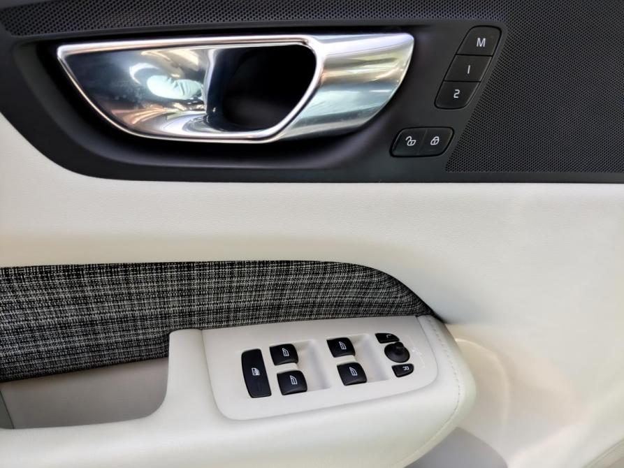 Volvo XC60 II Москва  - изображение 21
